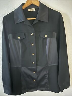 St. John Sport by Marie Gray Black and White Labeled Garment